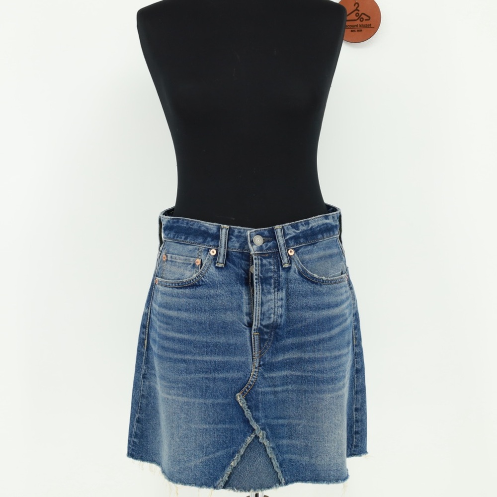 AMERICAN EAGLE AE77 Button Fly Raw Hem Mini Denim Skirt‎ NWOT Size 26